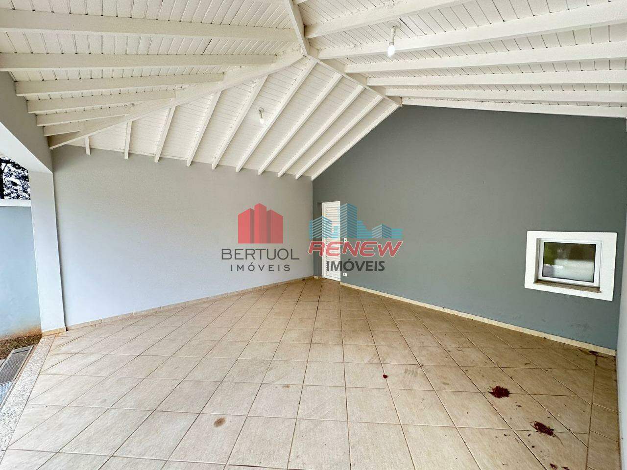 Casa de Condomínio para aluguel Condomínio Recanto dos Paturis em Vinhedo: Condomínio Recanto dos Paturis