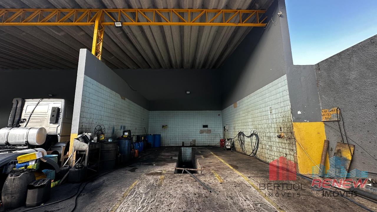 Galpão à venda Centro em Vinhedo: 