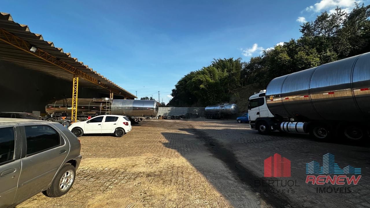 Galpão à venda Centro em Vinhedo: 