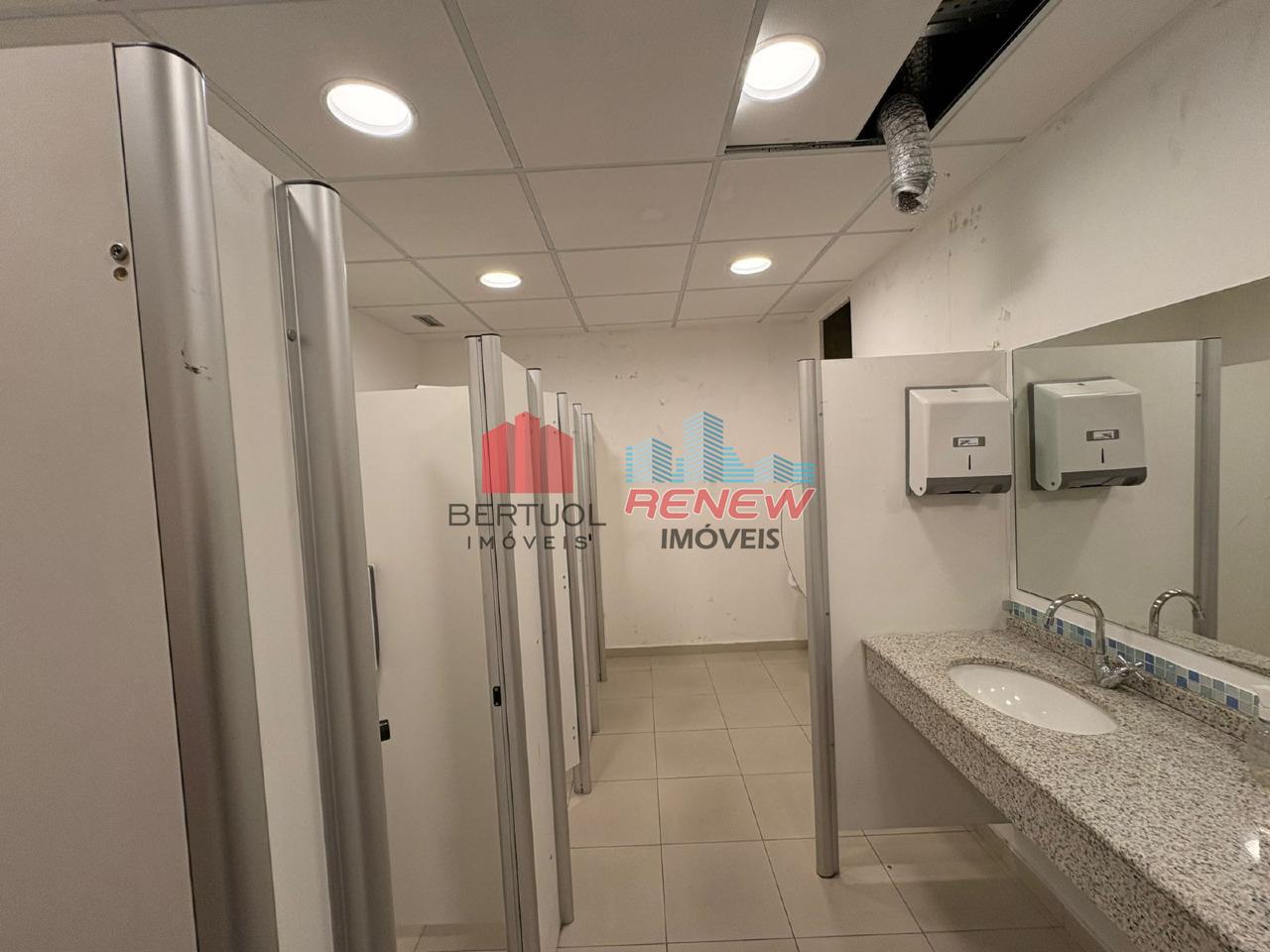 Sala para aluguel Itaim Bibi em São Paulo: 