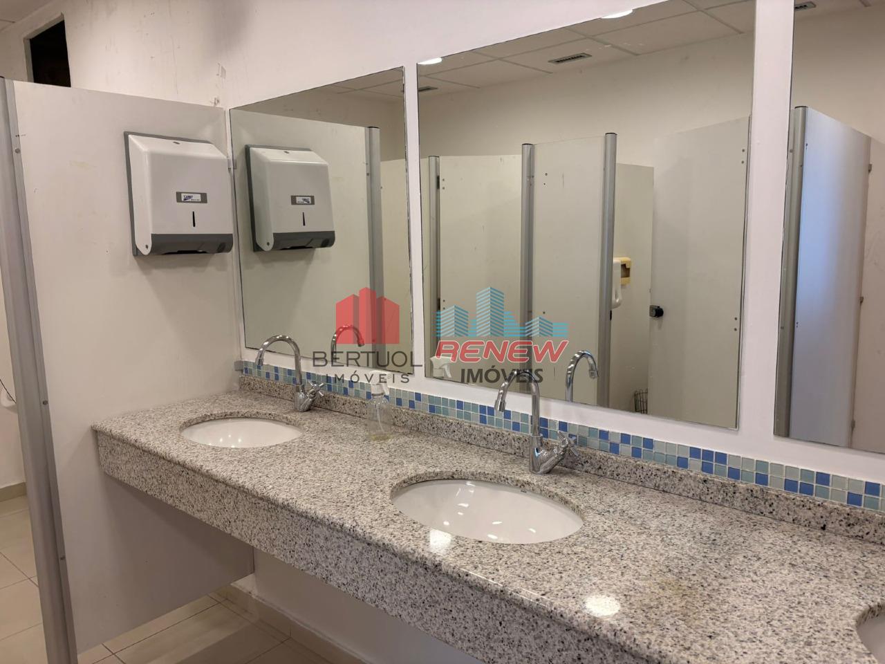 Sala para aluguel Itaim Bibi em São Paulo: 