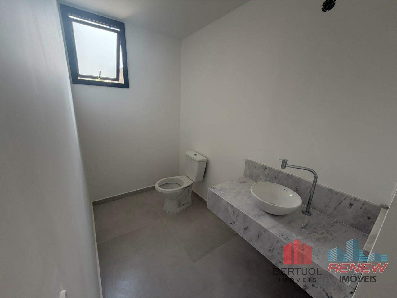 Vila de Casas à venda Vila Gaia em Louveira: LAVABO