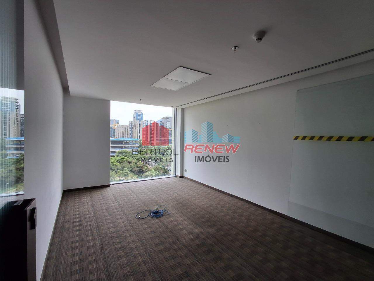 Sala para aluguel Edifício FL 4440 em São Paulo: 