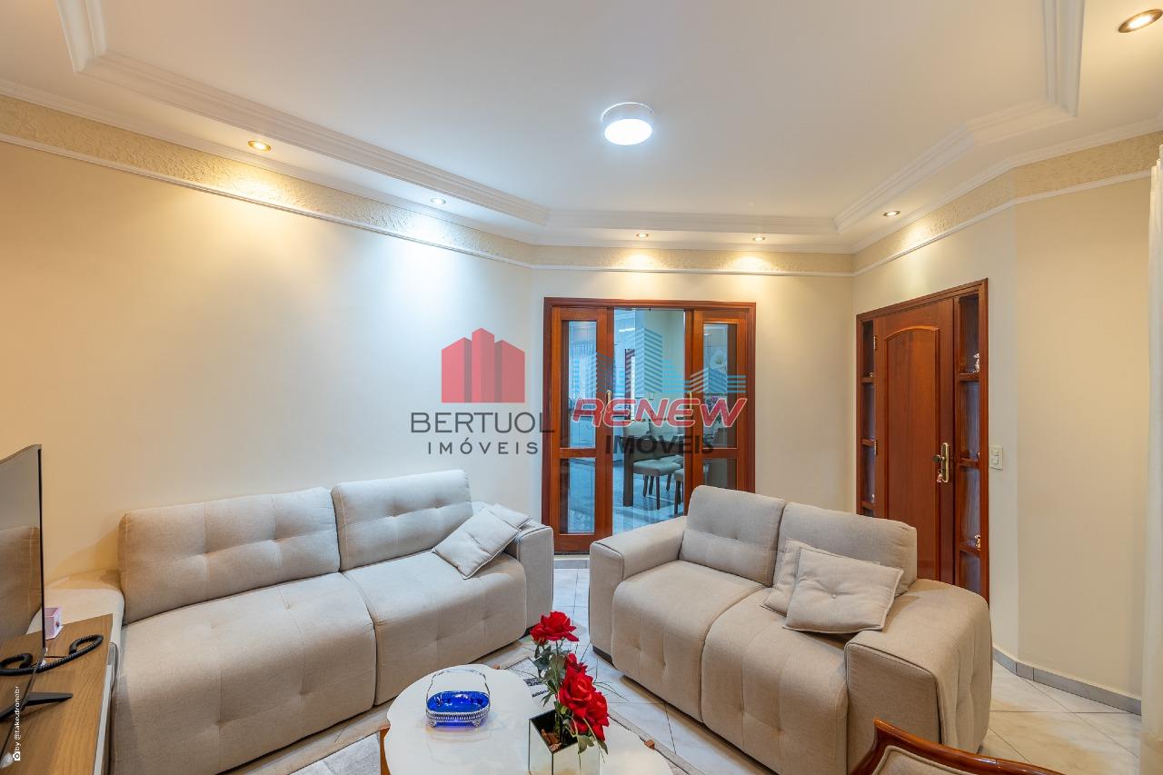 Casa com Edicula à venda Capela em Vinhedo: 