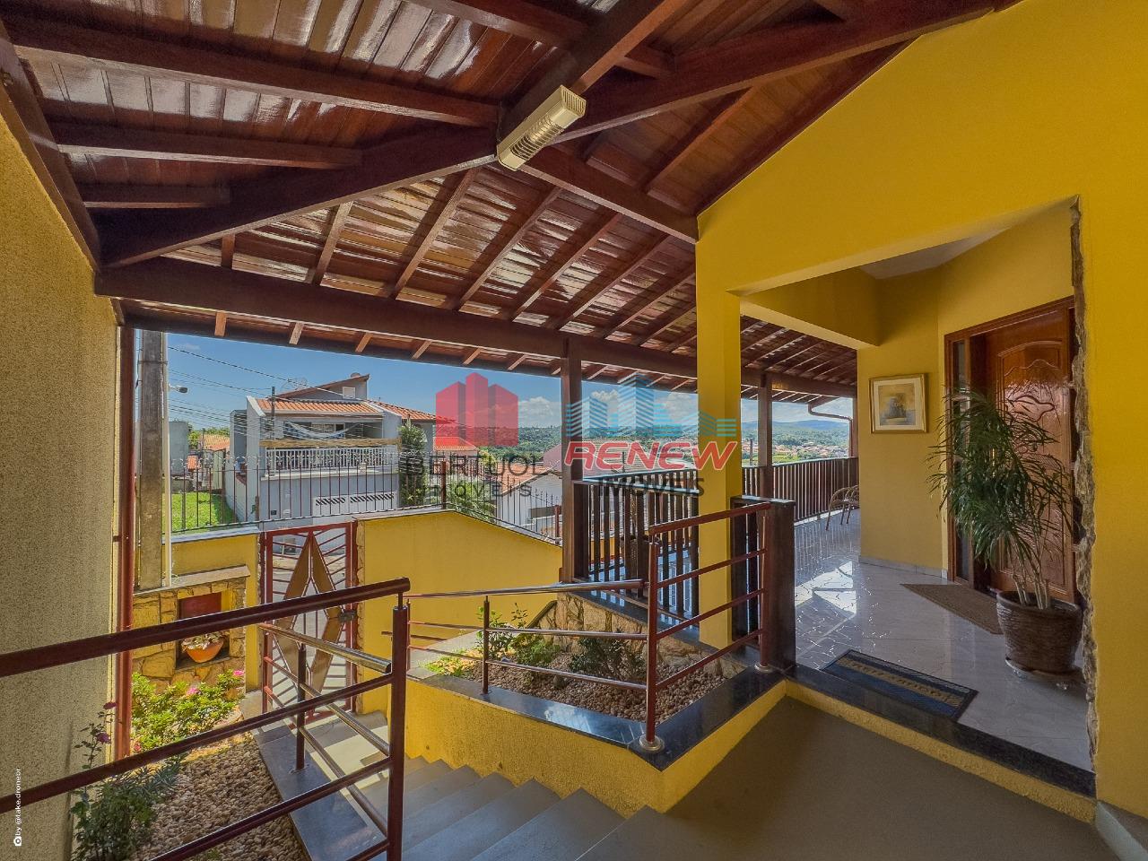 Casa com Edicula à venda Capela em Vinhedo: 