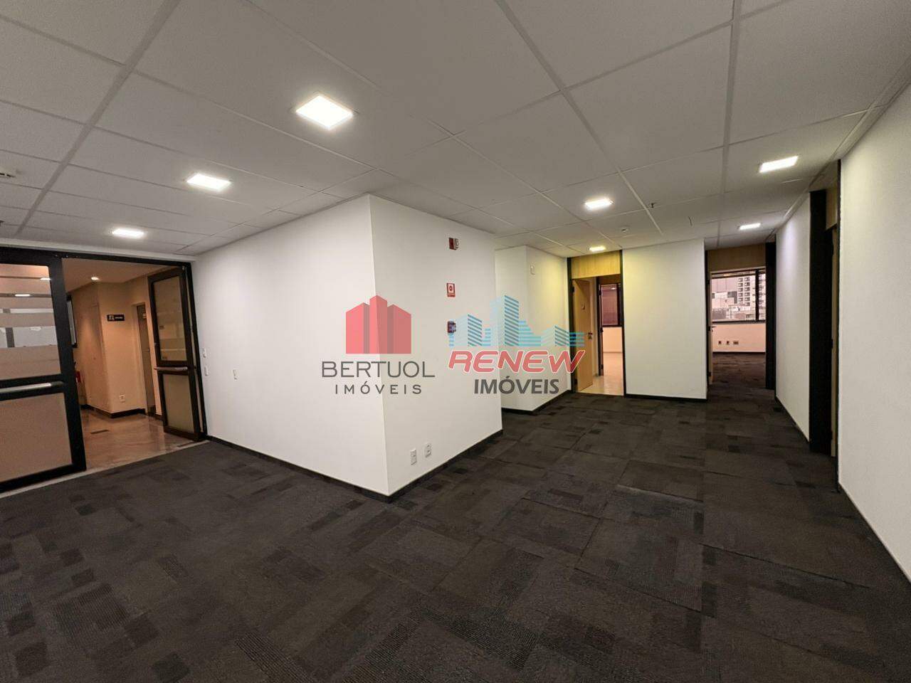 Sala para aluguel Edifício Business Center em São Paulo: 