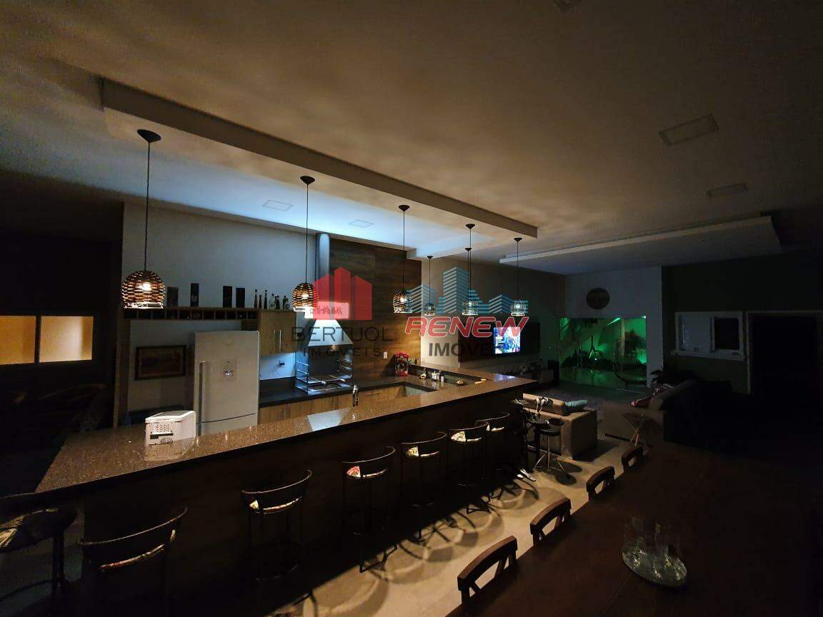 Casa de Condomínio para aluguel Condomínio Portal do Lago em Valinhos: 