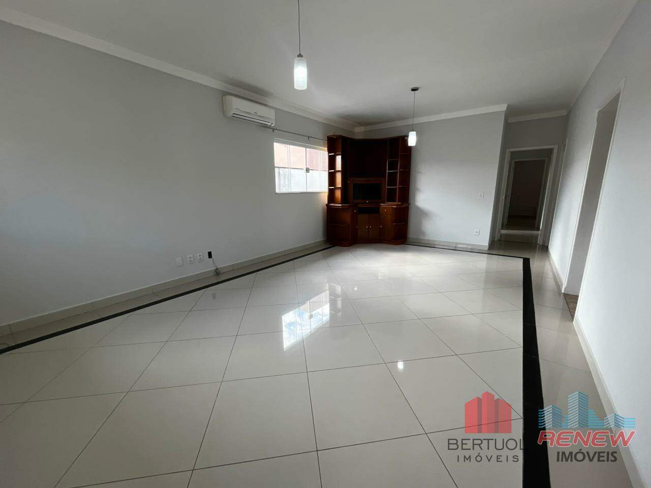 Casa de Condomínio para aluguel Condomínio Portal dos Jequitibás em Valinhos: 