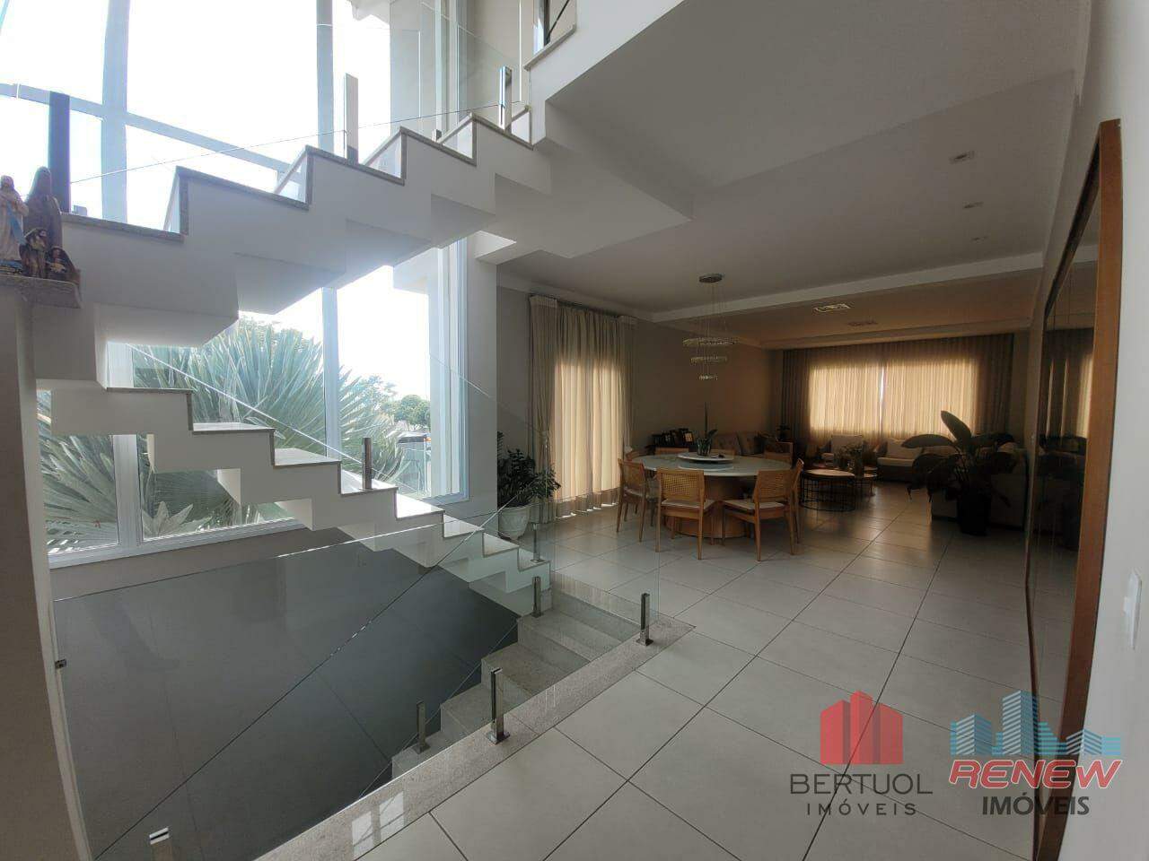 Casa de Condomínio à venda Condomínio Portal dos Jequitibás em Valinhos: 