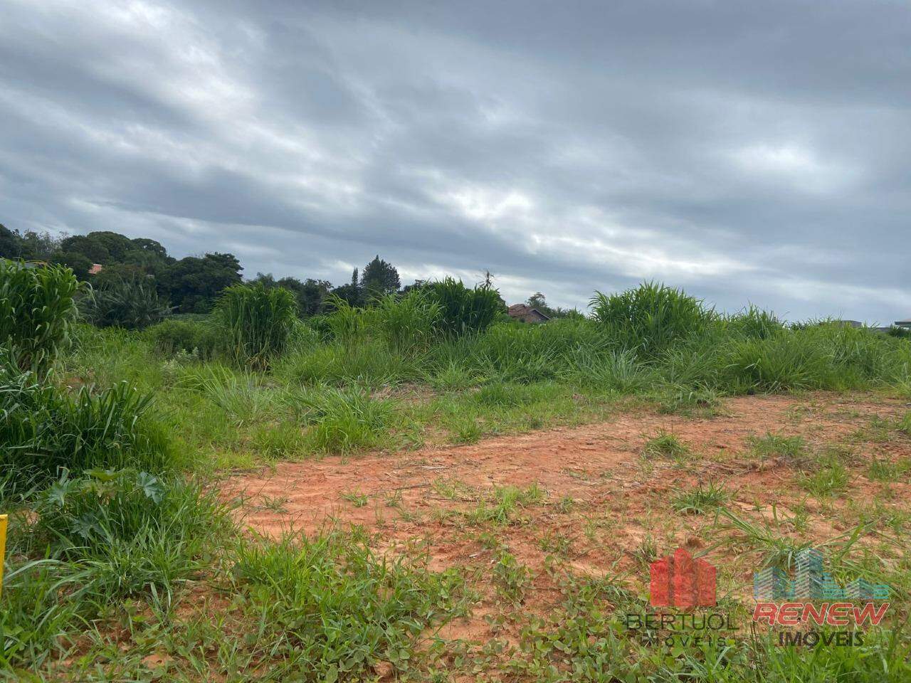 Terreno à venda Pinheirinho em Vinhedo: 