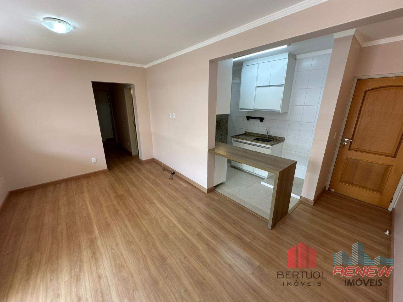 Apartamento à venda Condomínio Europa em Vinhedo: SALA