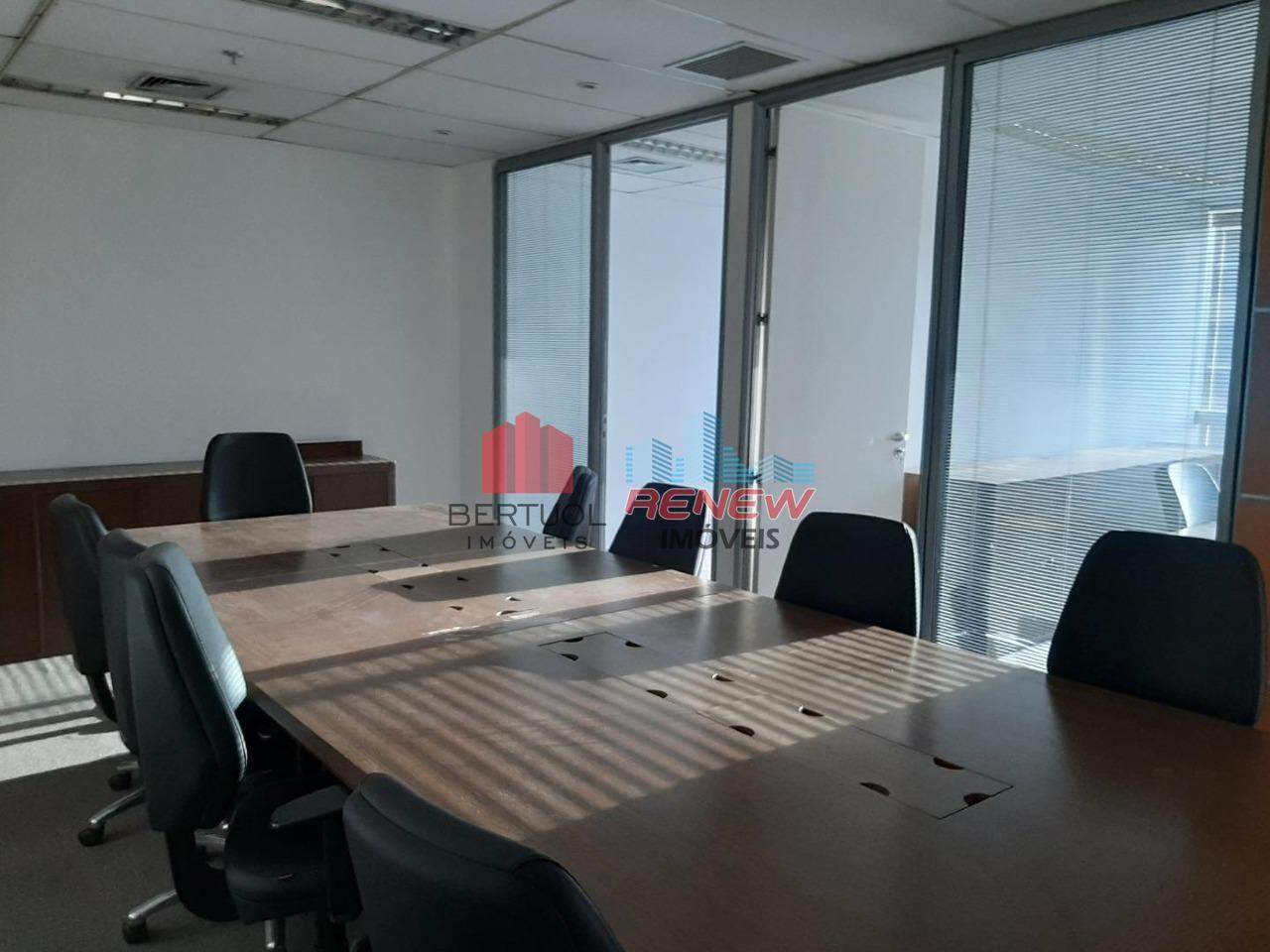 Conjunto para aluguel Edifício Francisco Mellão em São Paulo: 