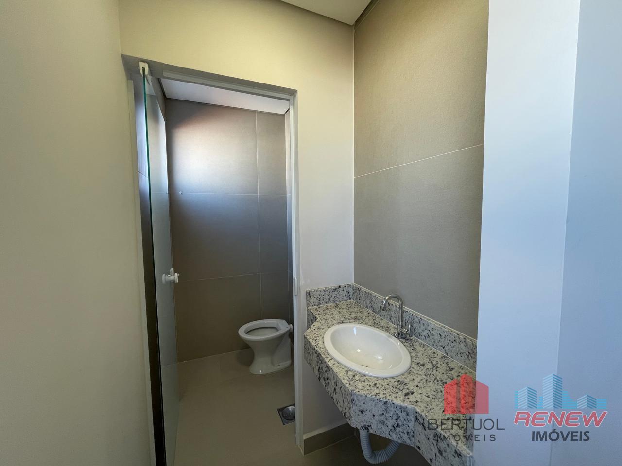 Sala para aluguel Santa Rosa em Vinhedo: BANHEIRO