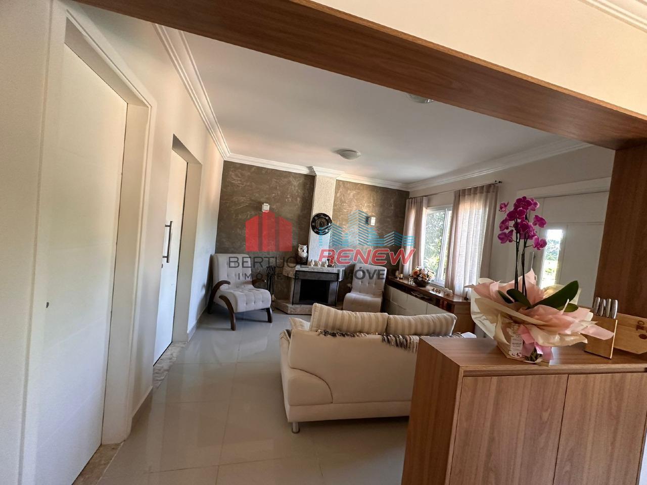 Casa com Edicula à venda Santa Cândida em Vinhedo: 