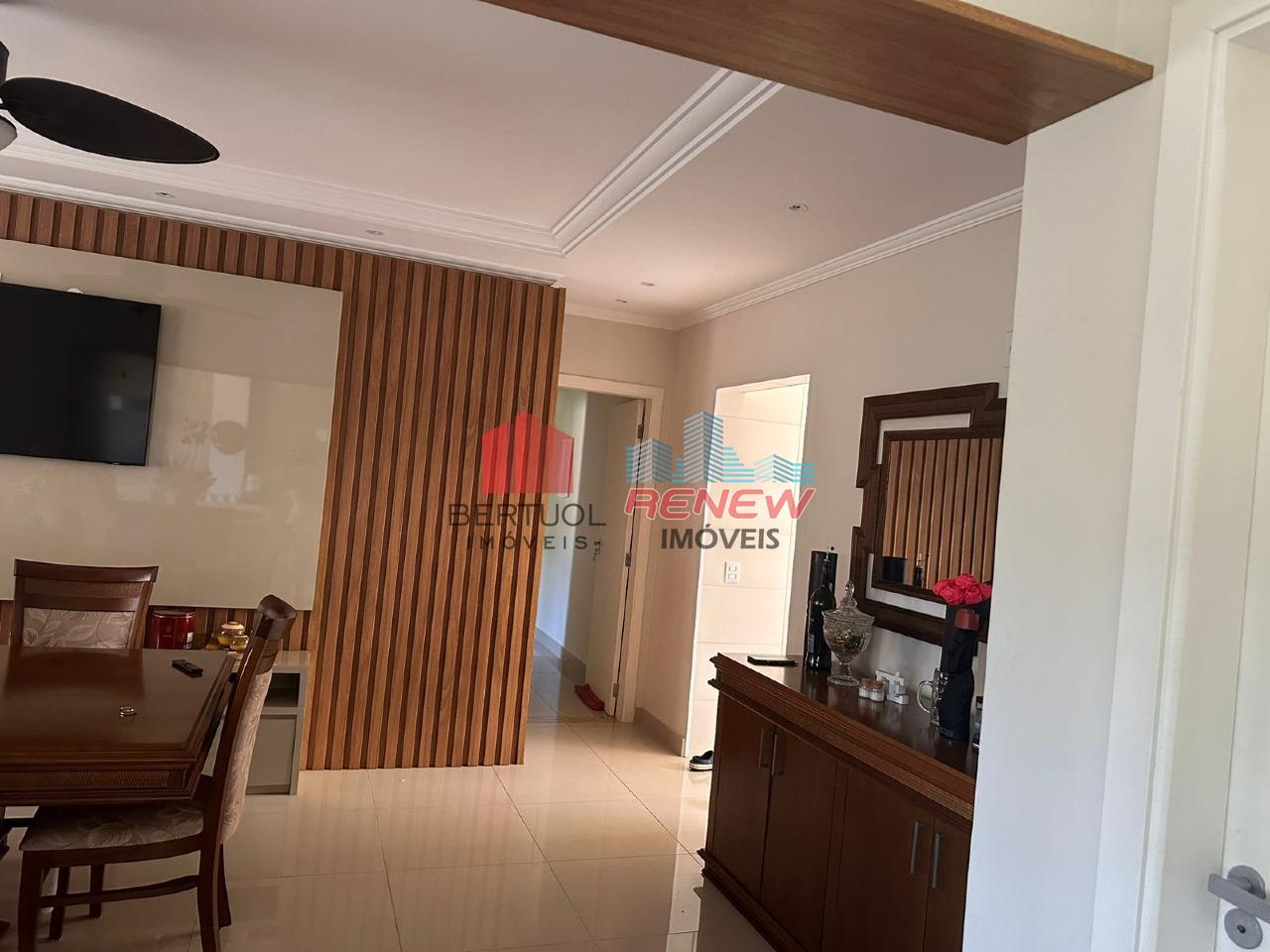 Casa com Edicula à venda Santa Cândida em Vinhedo: 