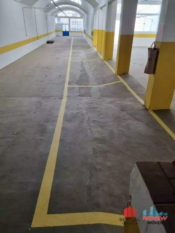Galpão para aluguel Centro em Jundiaí: 