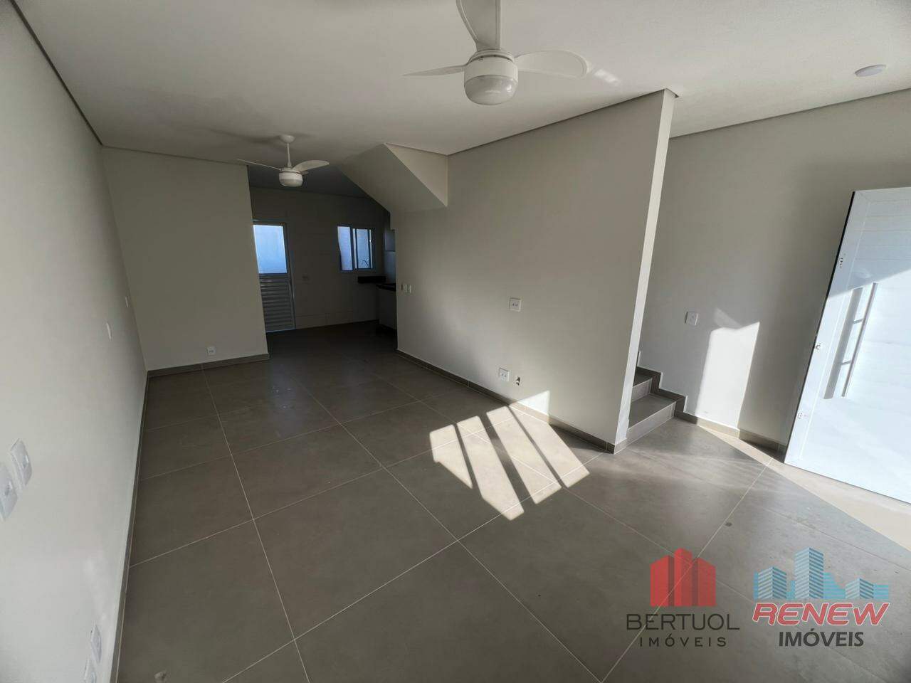 Casa para aluguel Vila Pompéia em Vinhedo: SALA