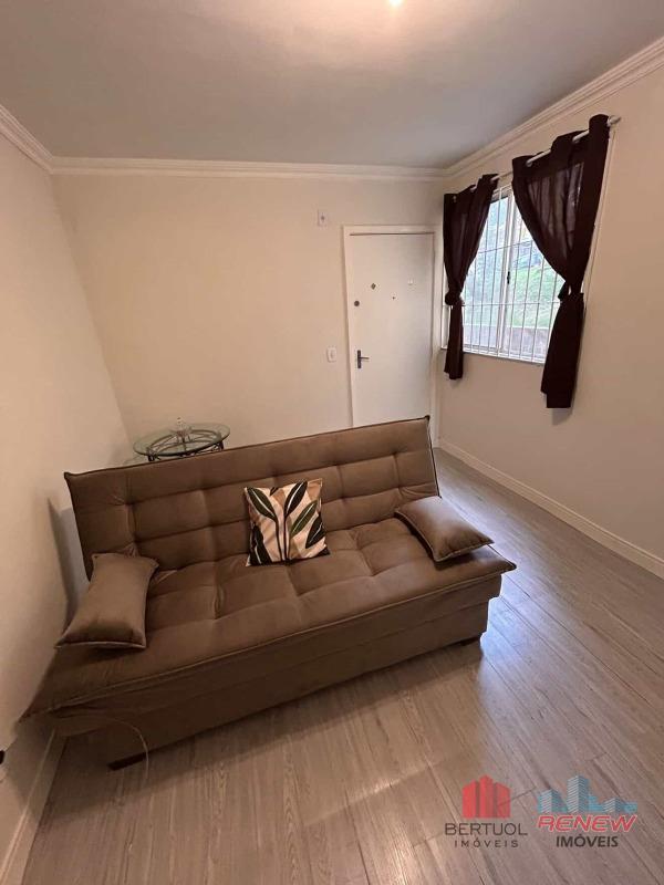 Apartamento à venda Condomínio Portal da Esperança I em Vinhedo: SALA