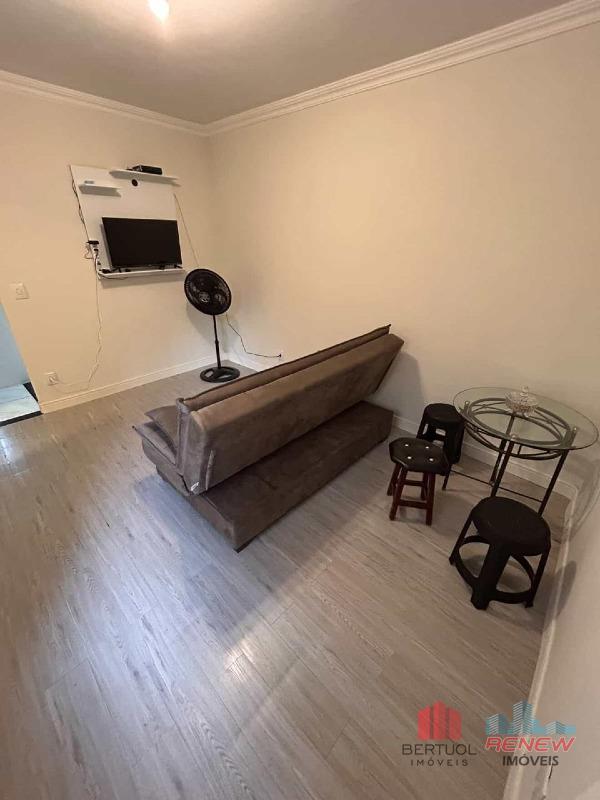 Apartamento à venda Condomínio Portal da Esperança I em Vinhedo: SALA