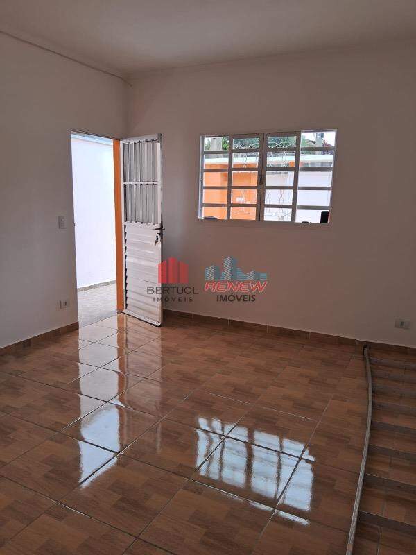 Casa com Edicula para aluguel Centro em Vinhedo: 