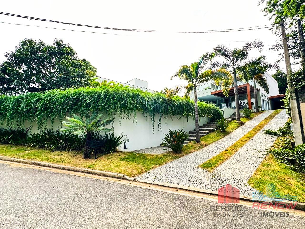Casa de Condomínio à venda Condomínio Estância Marambaia em Vinhedo: ENTRADA