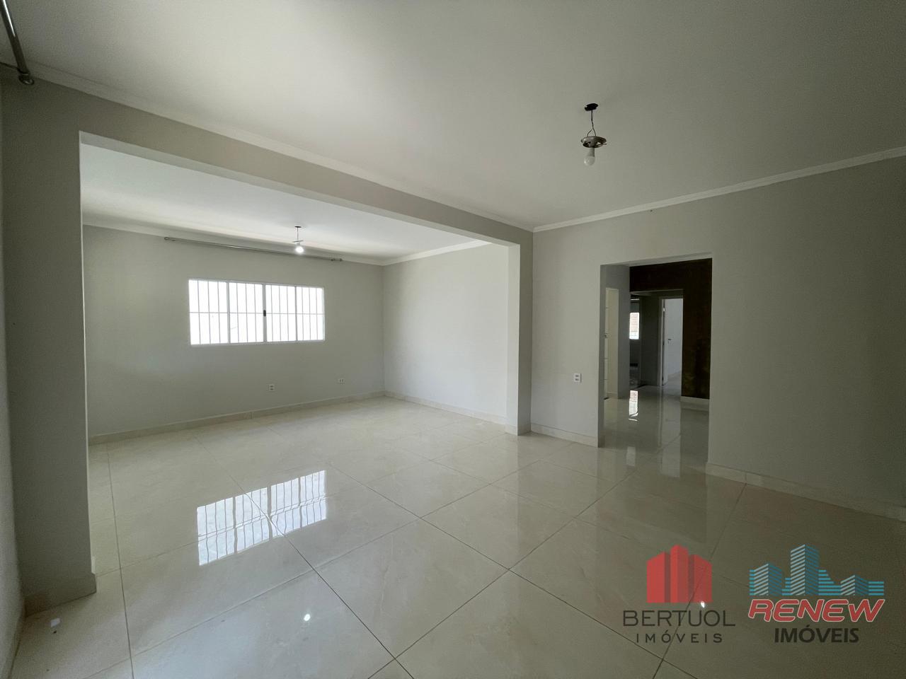 Casa com Edicula à venda Nova Vinhedo em Vinhedo: 