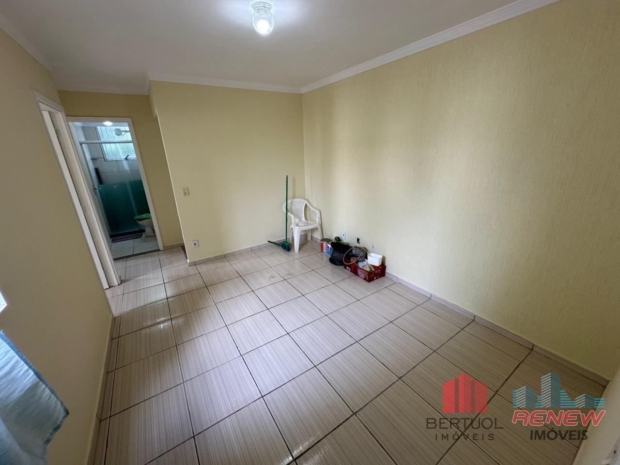 Apartamento à venda Condomínio Portal da Esperança II em Vinhedo: SALA