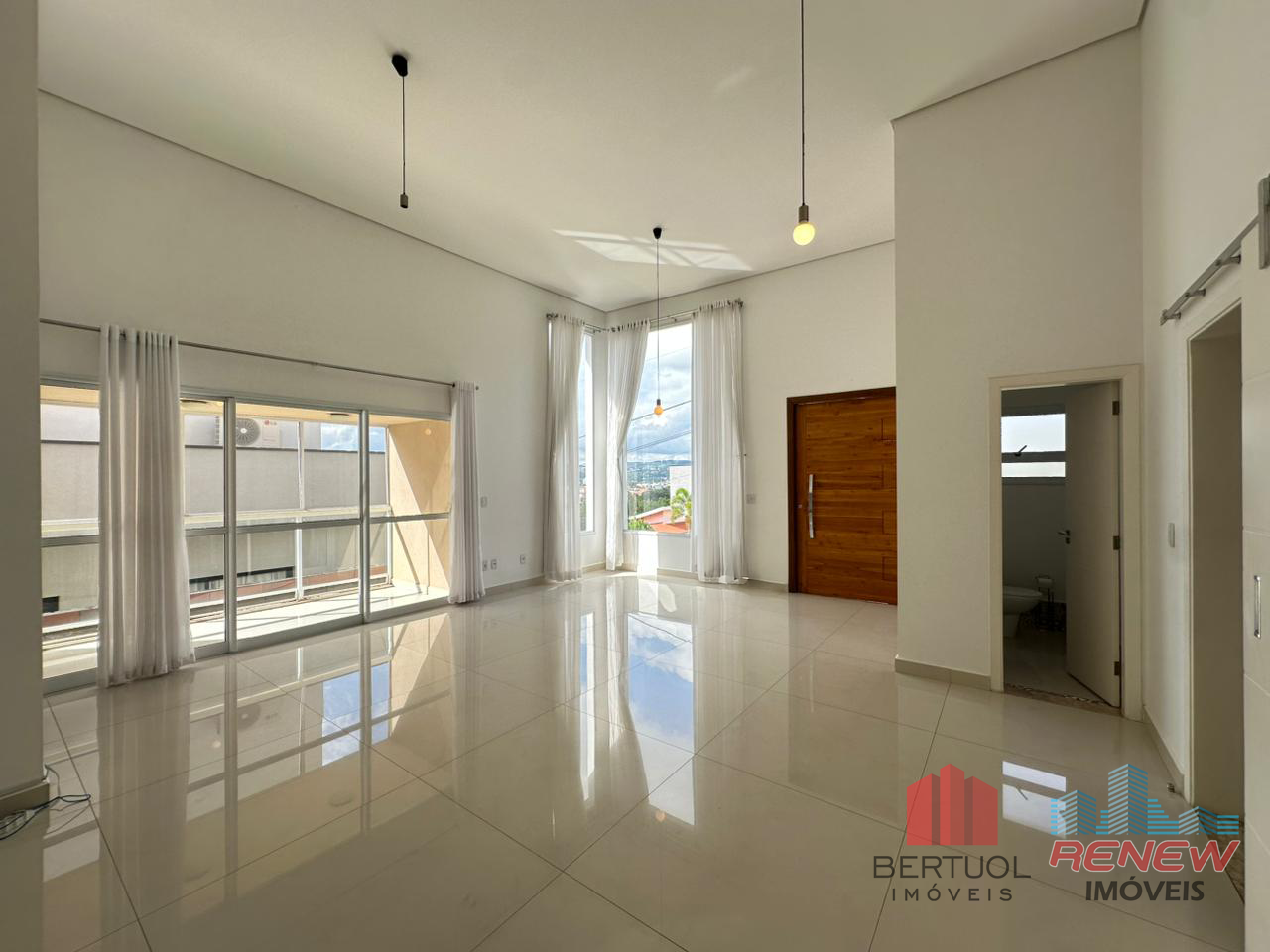 Casa de Condomínio para aluguel Residencial São Miguel em Vinhedo: 