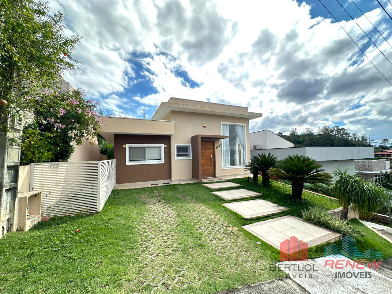 Casa de Condomínio para aluguel Residencial São Miguel em Vinhedo: 