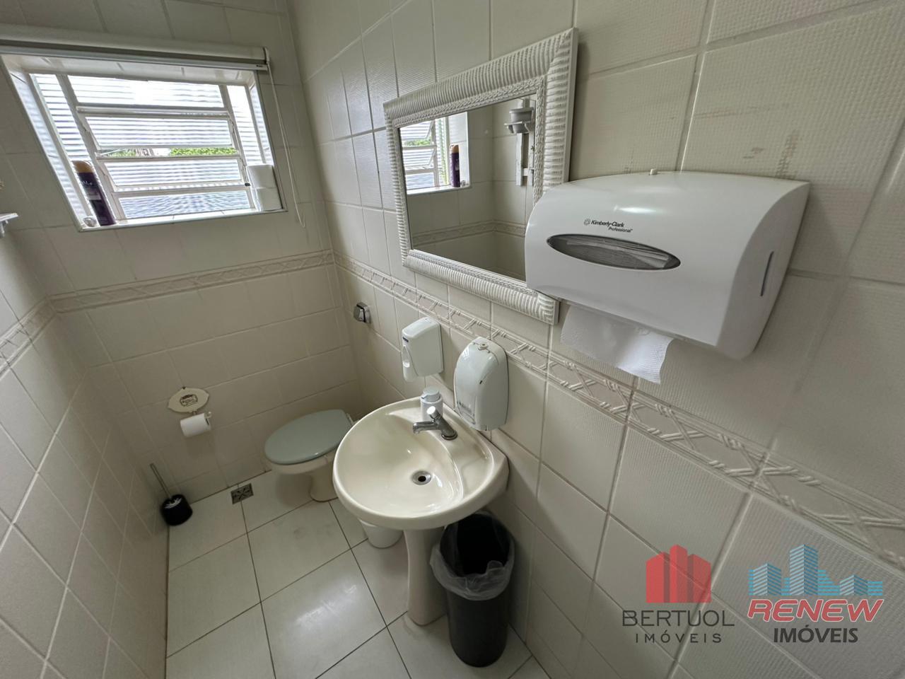 Sala comercial para aluguel Santa Rosa em Vinhedo: BANHEIRO MASCULINO