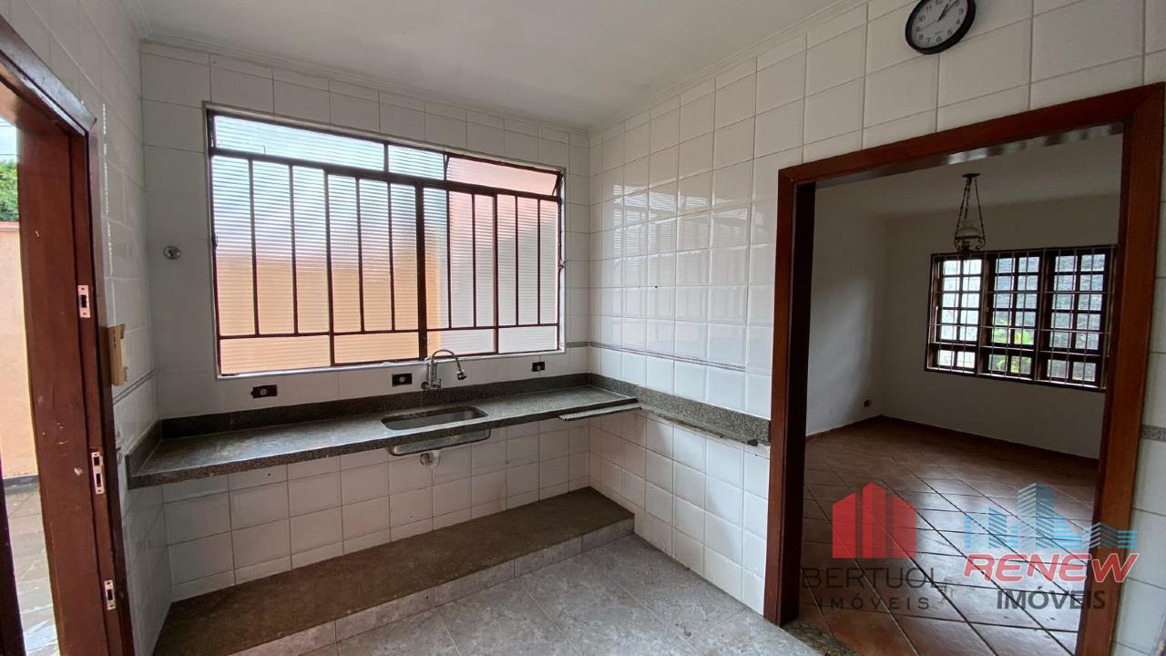 Casa para aluguel Vila Santana em Valinhos: 