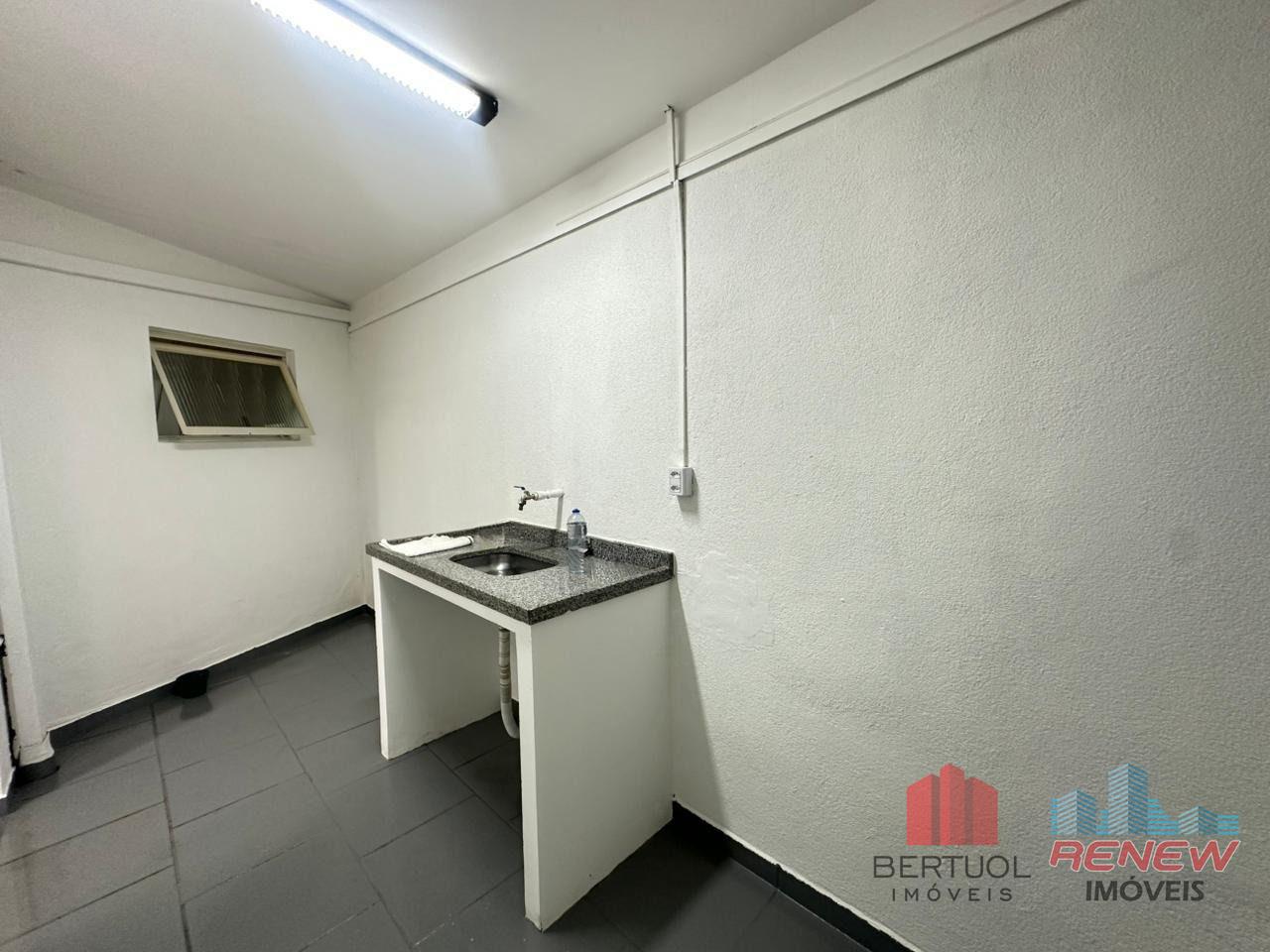 Salão para aluguel Centro em Vinhedo: 