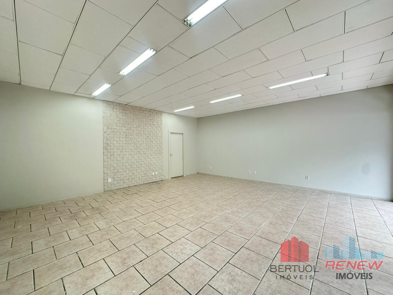 Salão para aluguel Centro em Vinhedo: 