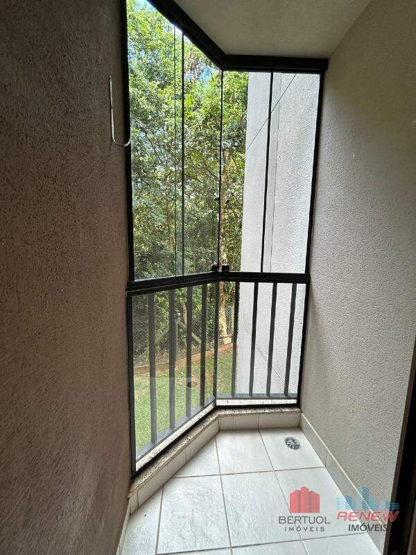 Apartamento à venda Condomínio Residencial Bosque do Frutal em Valinhos: Condomínio Residencial Bosque do Frutal-varanda