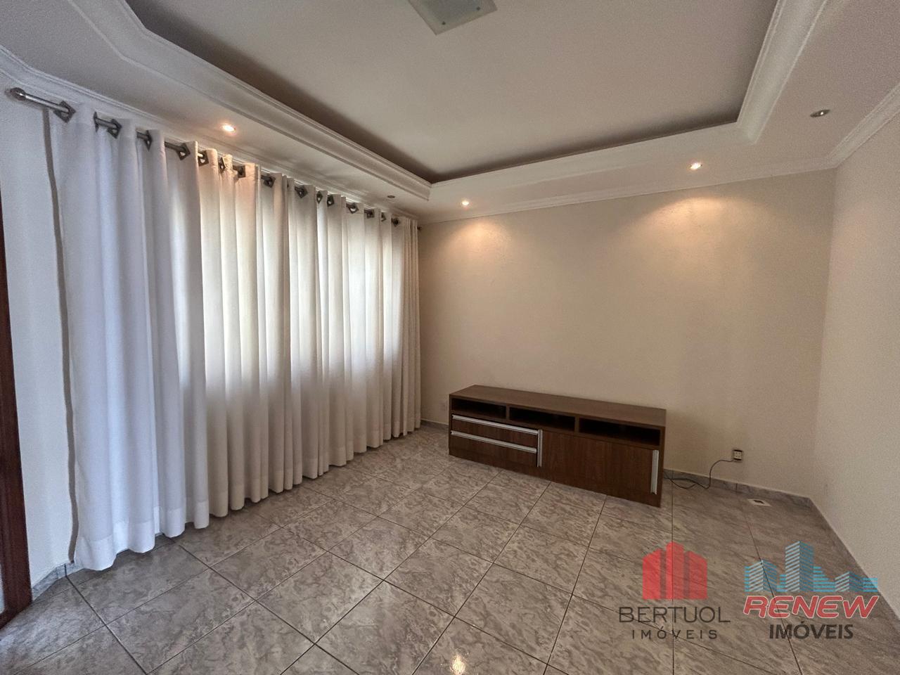 Casa à venda Pinheirinho em Vinhedo: Casa Pinheirinho