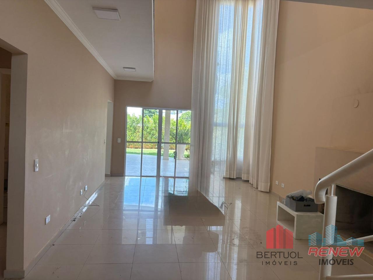 Casa de Condomínio à venda Condomínio Terras de São Francisco em Vinhedo: Sala