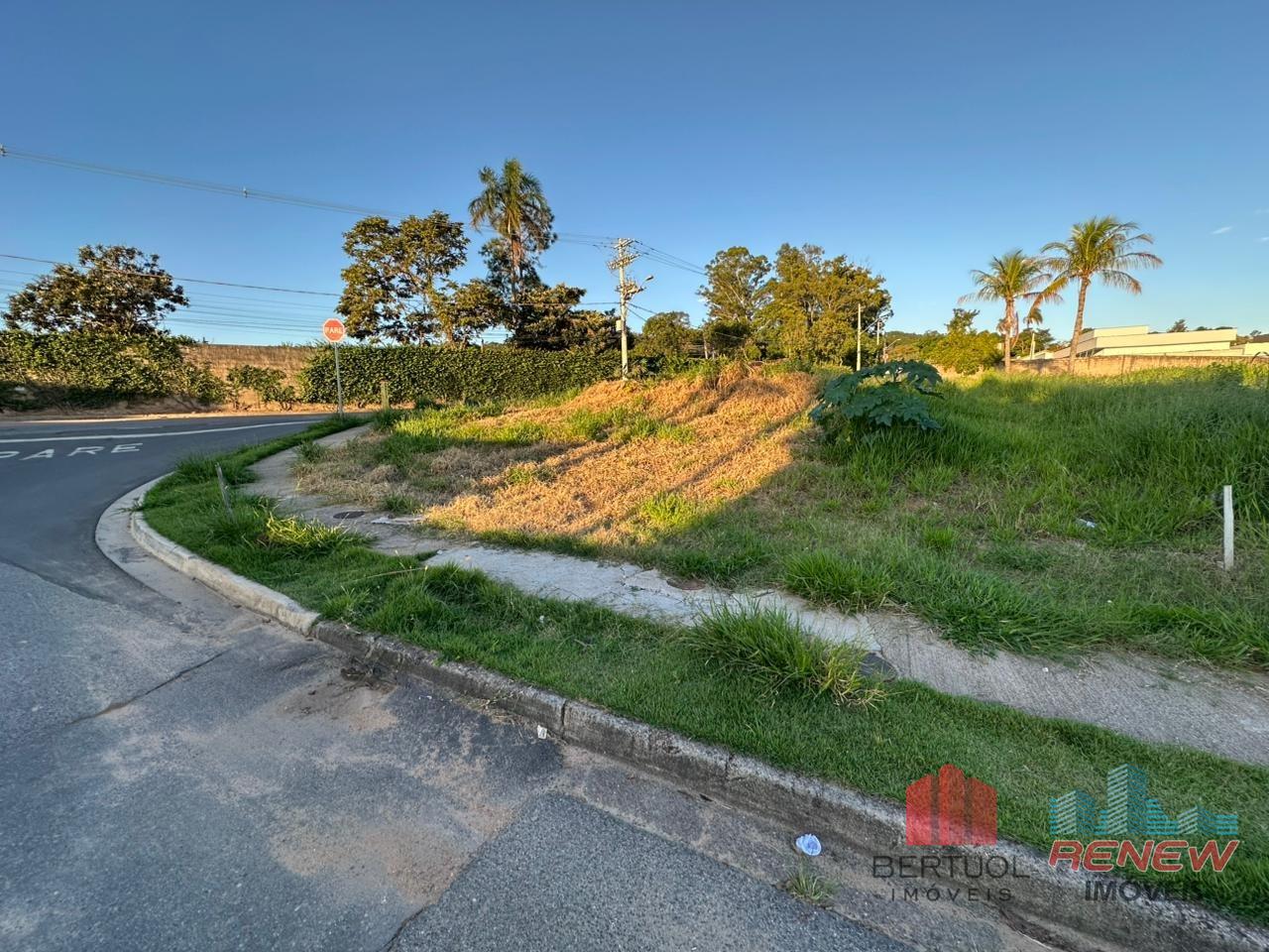 Terreno à venda João XXIII em Vinhedo: TERRENO