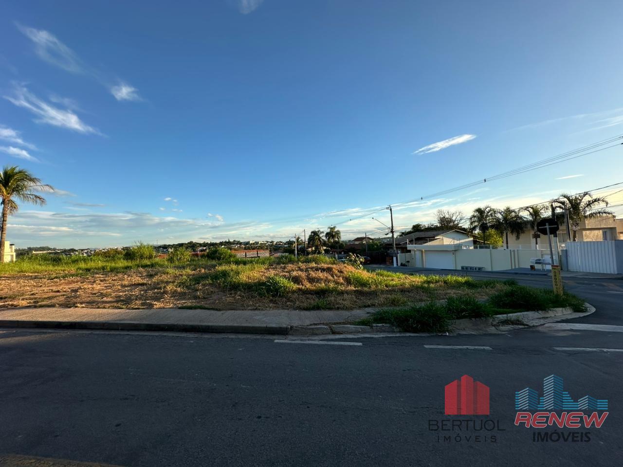 Terreno à venda João XXIII em Vinhedo: TERRENO