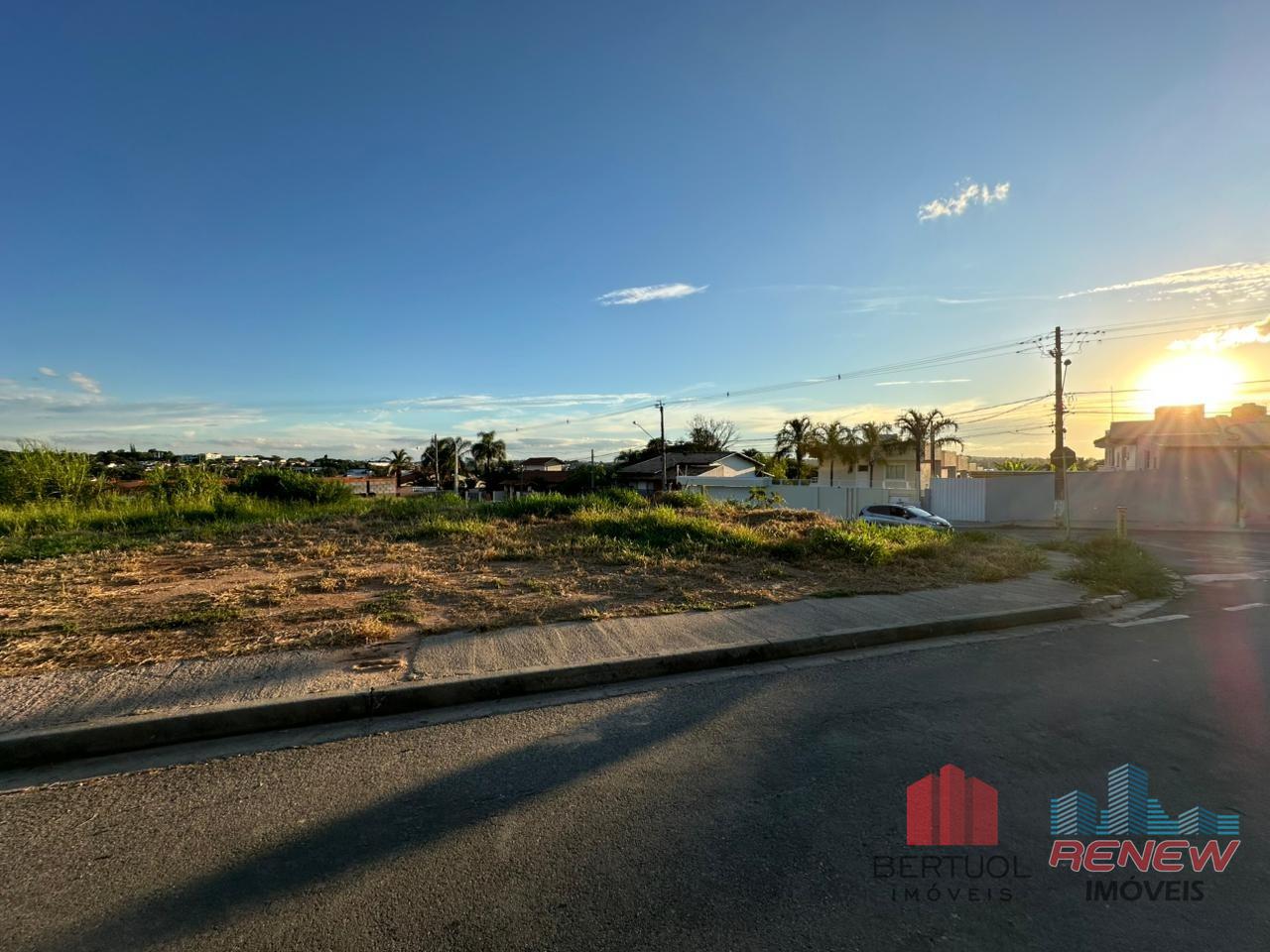 Terreno à venda João XXIII em Vinhedo: TERRENO