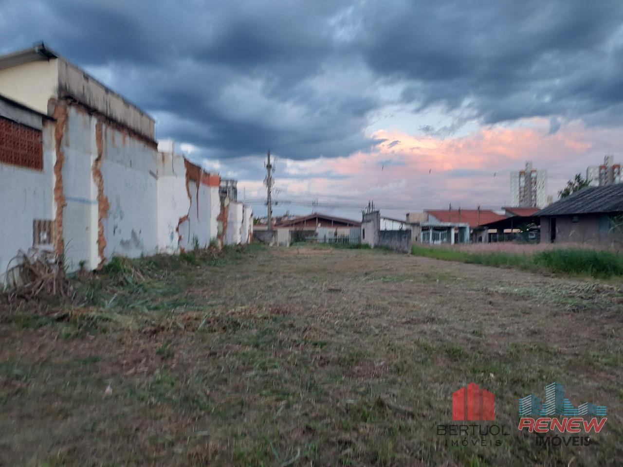 Terreno à venda Jardim Pacaembu em Jundiaí: 