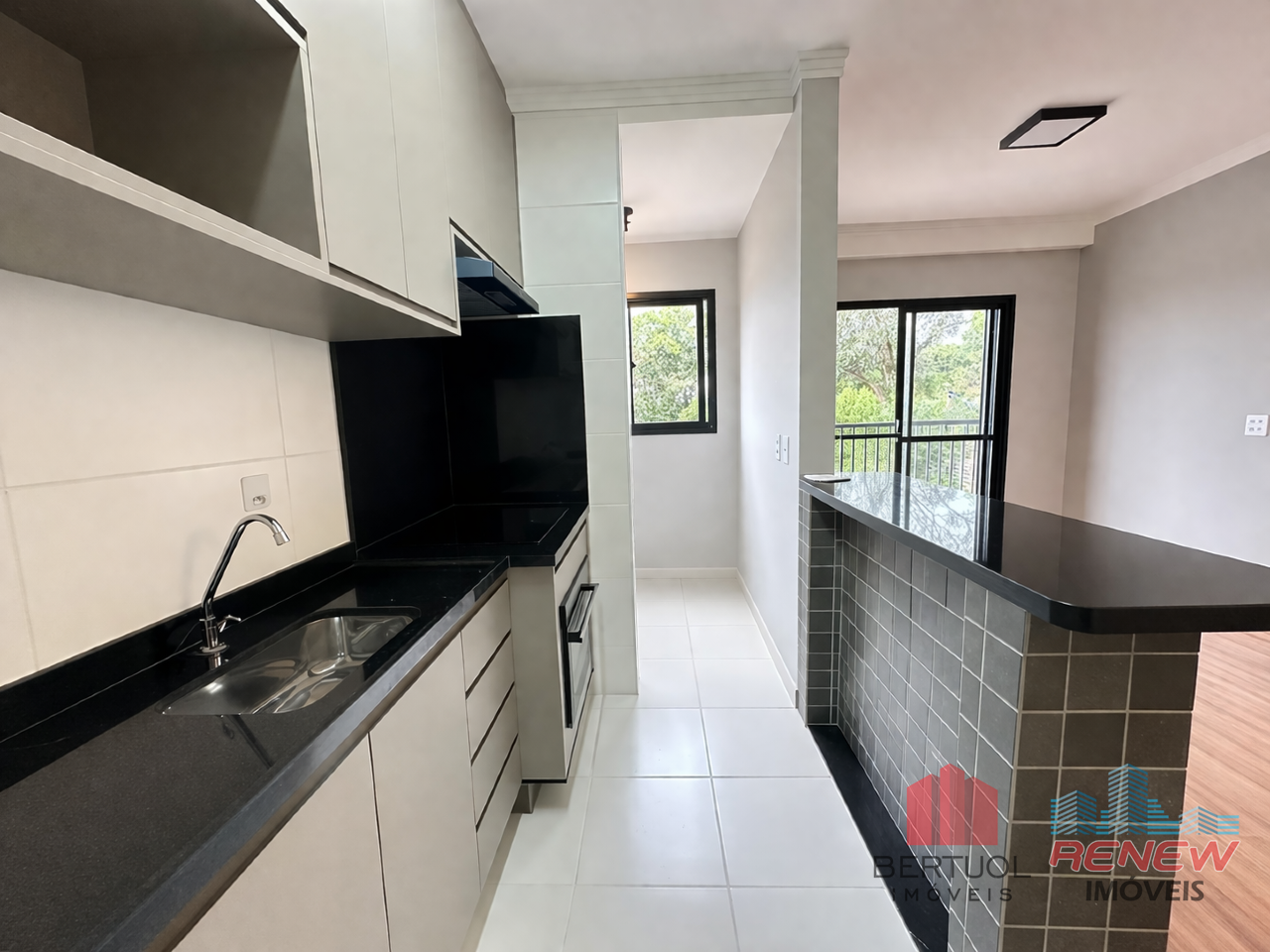 Apartamento para aluguel Condomínio Residencial Vicenza em Vinhedo: COZINHA