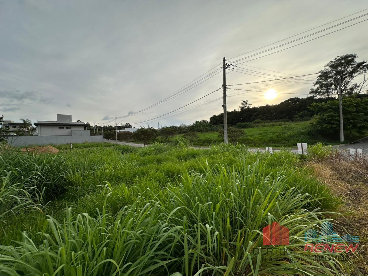 Terreno à venda Pinheirinho em Vinhedo: TERRENO