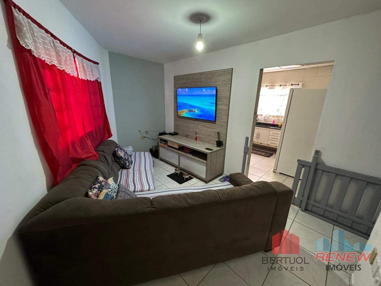 Casa à venda Capela em Vinhedo: SALA