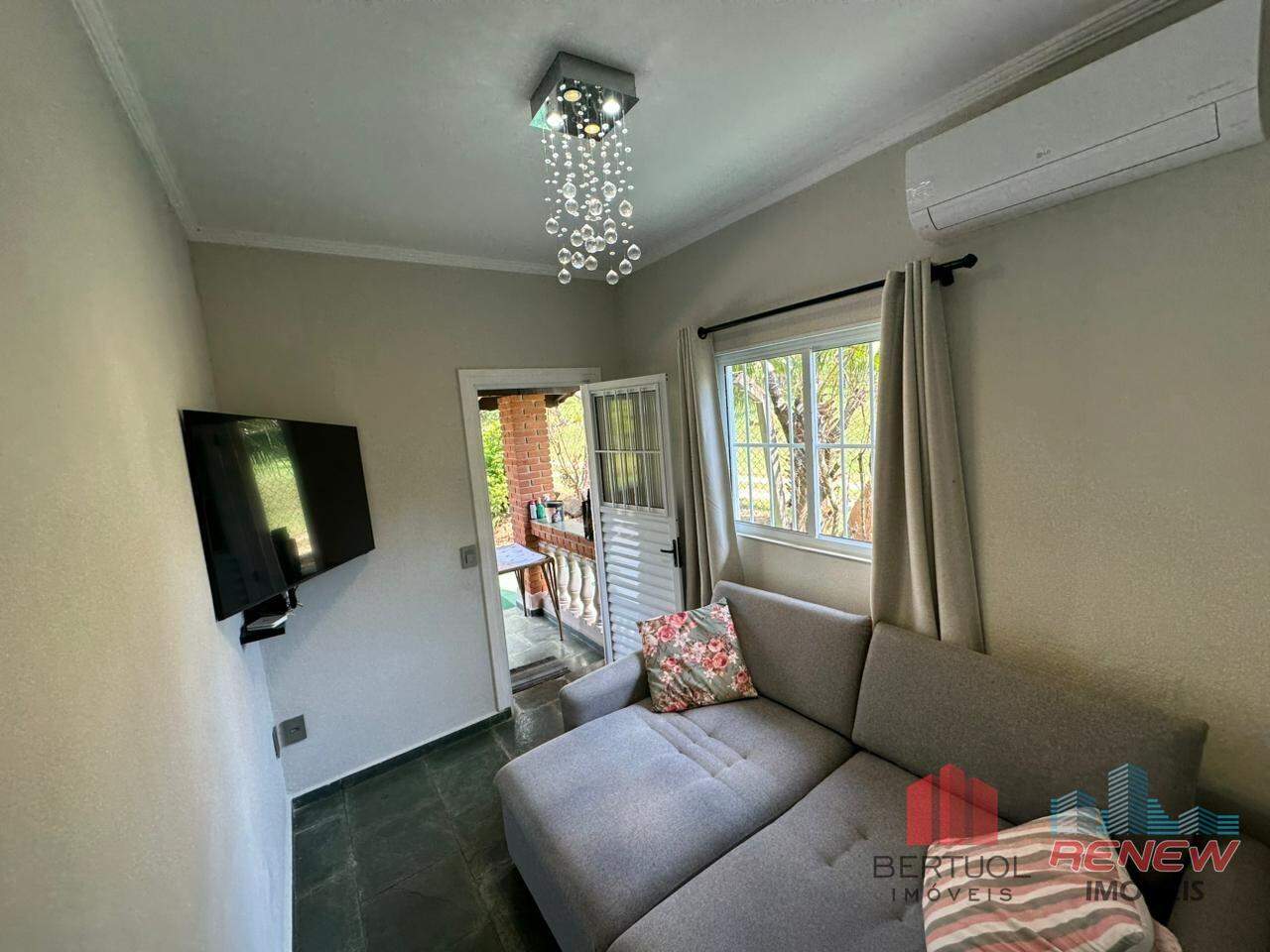 Chácara à venda Pinheirinho em Vinhedo: SALA