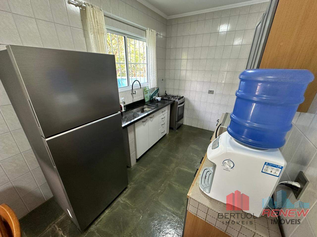 Chácara à venda Pinheirinho em Vinhedo: COZINHA
