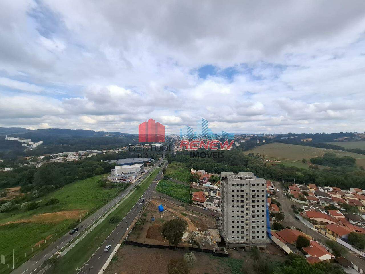 Apartamento para aluguel Residencial São Luiz em Valinhos: 