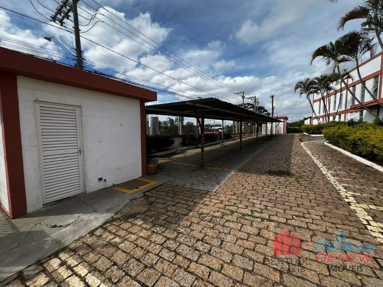 Galpão à venda Macuco em Valinhos: 