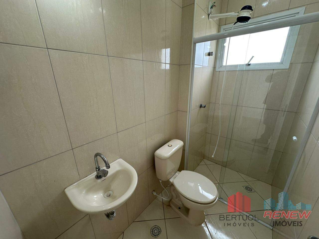 Apartamento à venda Residencial Parque dos Pinheirinhos em Vinhedo: BANHEIRO SOCIAL