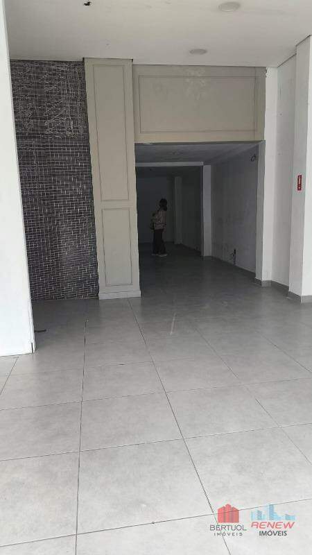 Salão para aluguel VILA VIRGINIA em Jundiaí: 