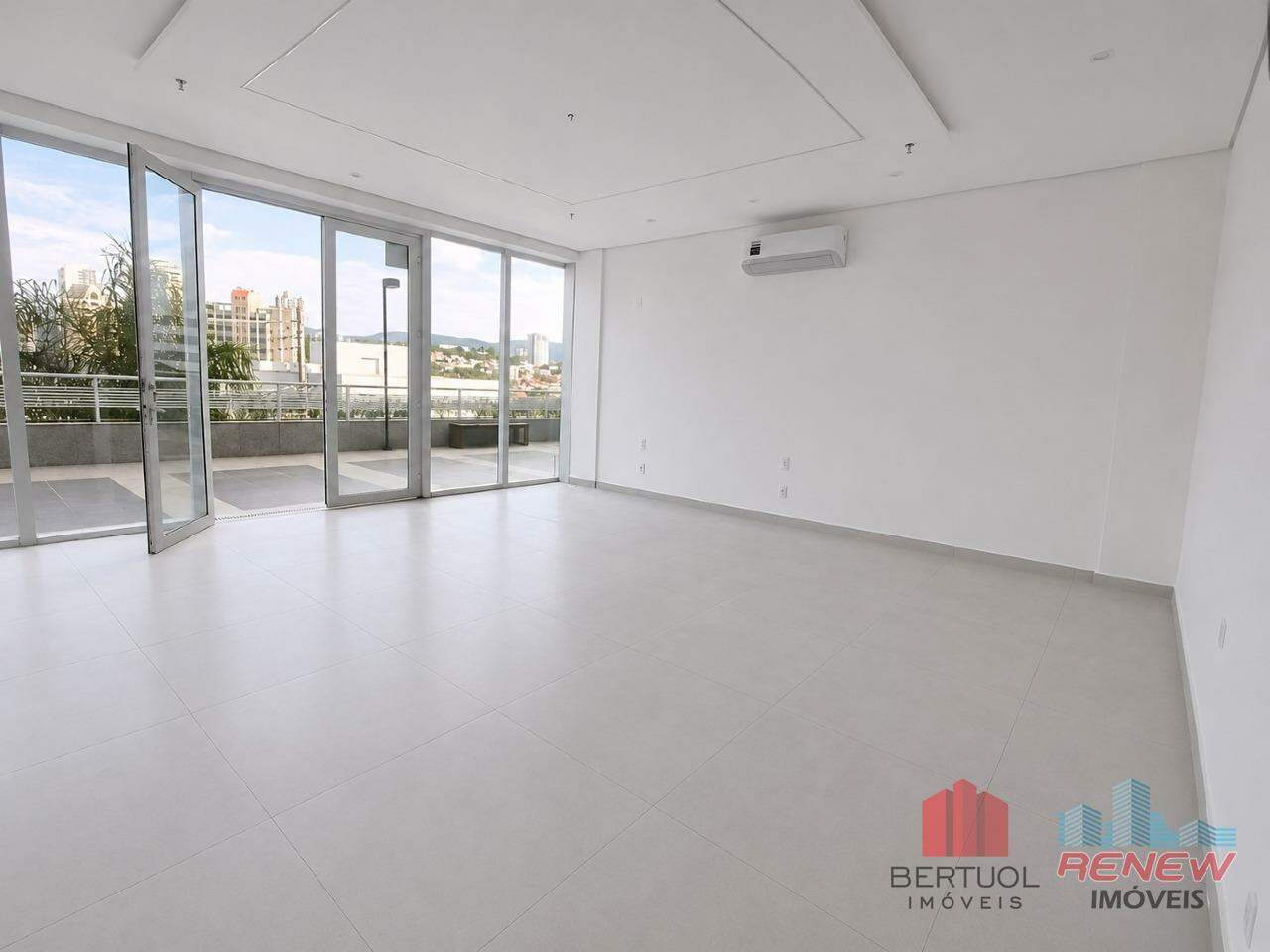 Sala comercial à venda Condomínio Golden Office Business & Mall em Jundiaí: 